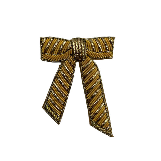 Gold Bow brooch / pin