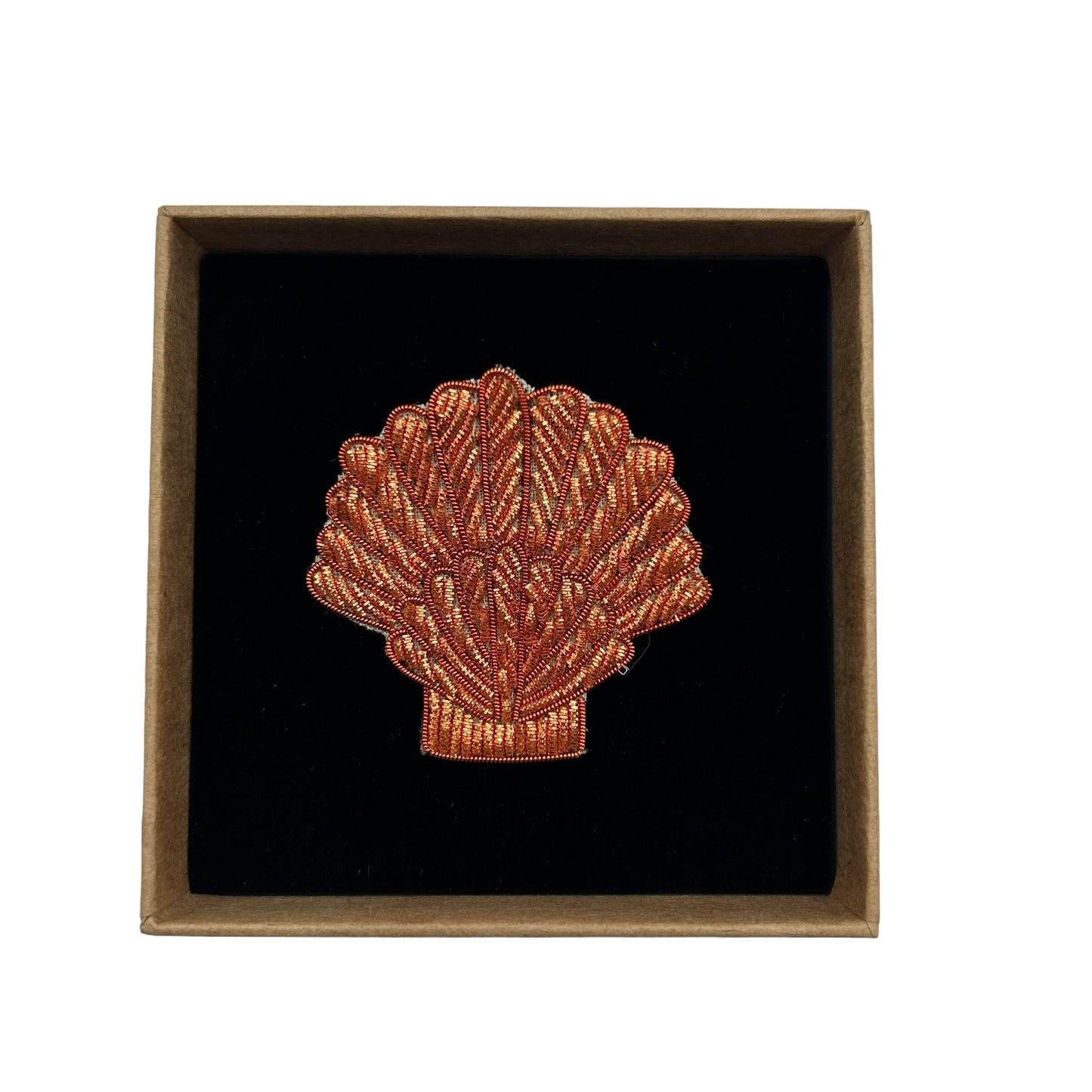 Coral Shell brooch / pin