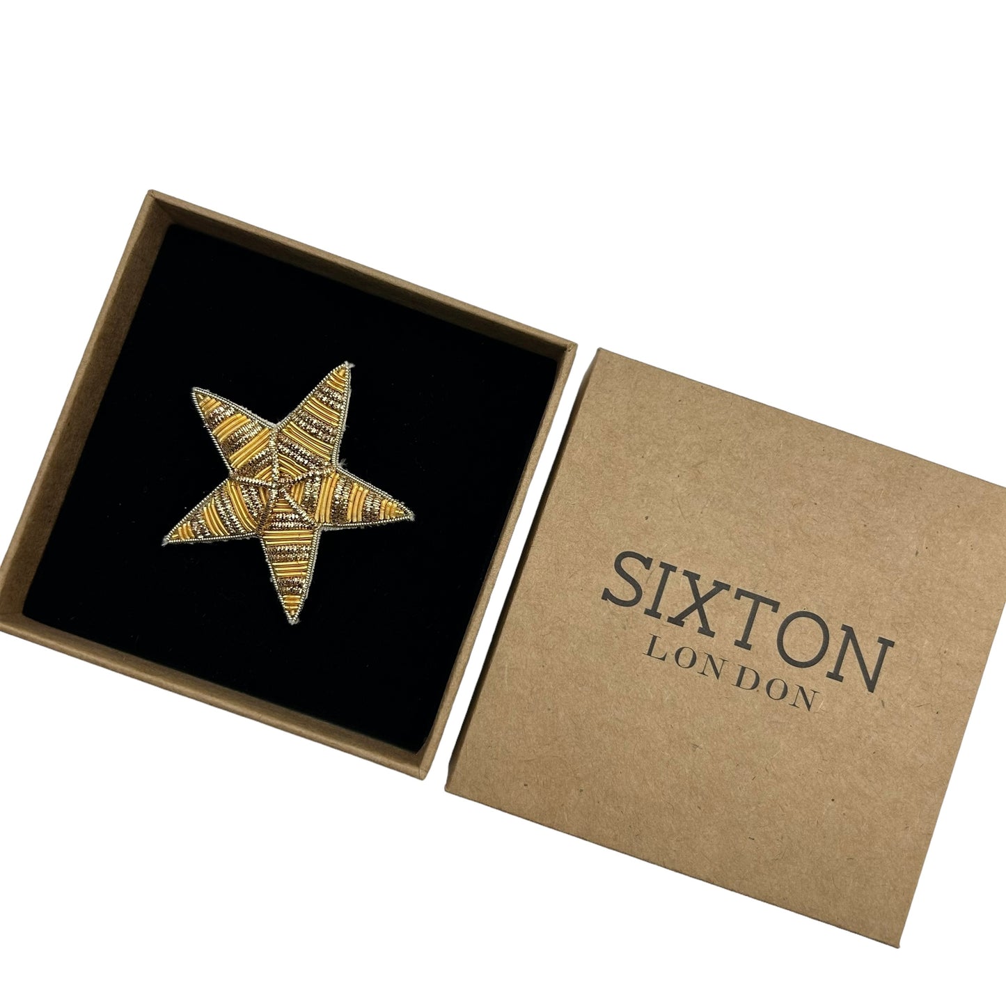 Gold Star brooch / pin